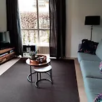 Gezellige Vakantiewoning Met Sauna In Bij Nijmegen - Recreational Only No Workers Vakantiehuis *