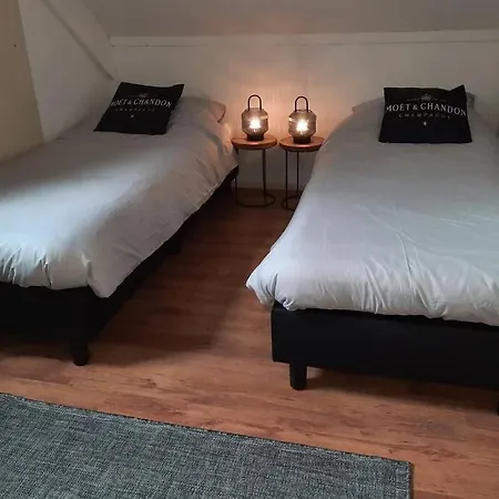 Gezellige Vakantiewoning Met Sauna In Bij Nijmegen - Recreational Only No Workers