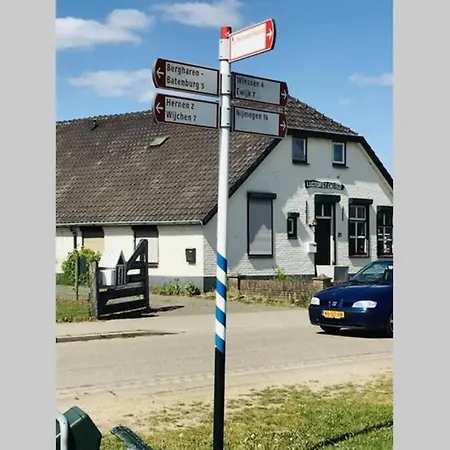 Gezellige Vakantiewoning Met Sauna In Bij Nijmegen - Recreational Only No Workers Vakantiehuis *