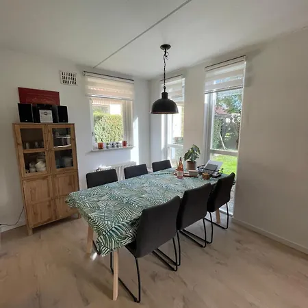 Gezellige Vakantiewoning Met Sauna In Bij Nijmegen - Recreational Only No Workers
