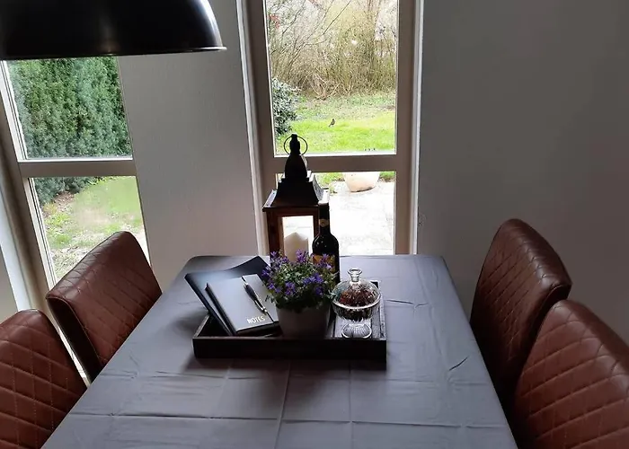 Gezellige Vakantiewoning Met Sauna In Bij Nijmegen - Recreational Only No Workers * Ewijk