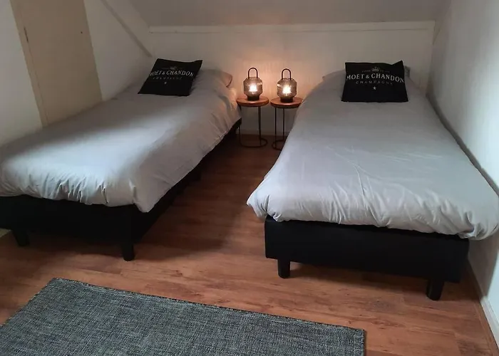 Gezellige Vakantiewoning Met Sauna In Bij Nijmegen - Recreational Only No Workers