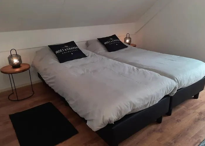 Gezellige Vakantiewoning Met Sauna In Bij Nijmegen - Recreational Only No Workers Σπίτι διακοπών *